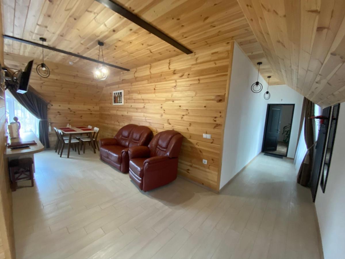 Aparthotel Феєрія Лісу Skhidnytsia Esterno foto