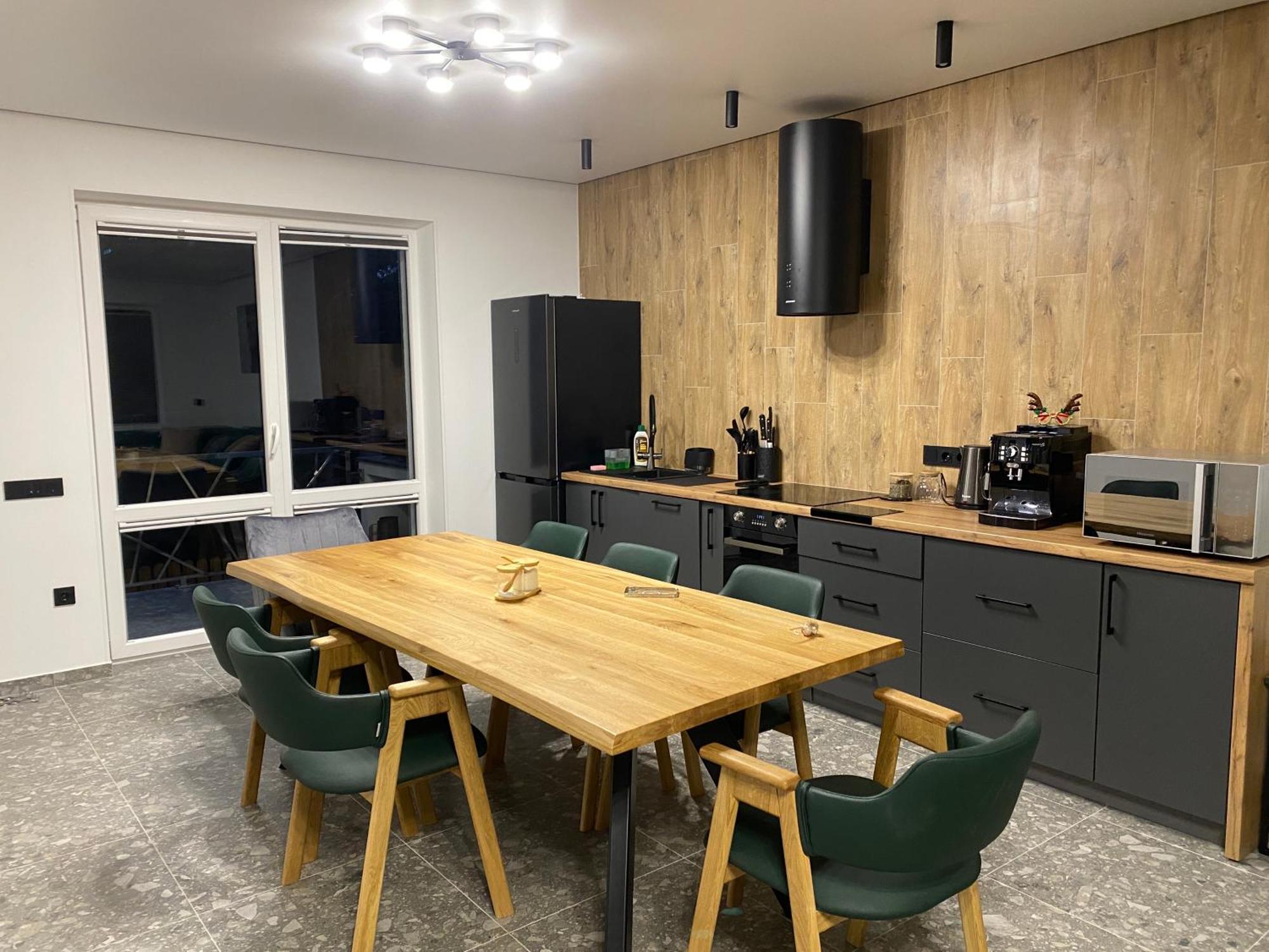 Aparthotel Феєрія Лісу Skhidnytsia Esterno foto