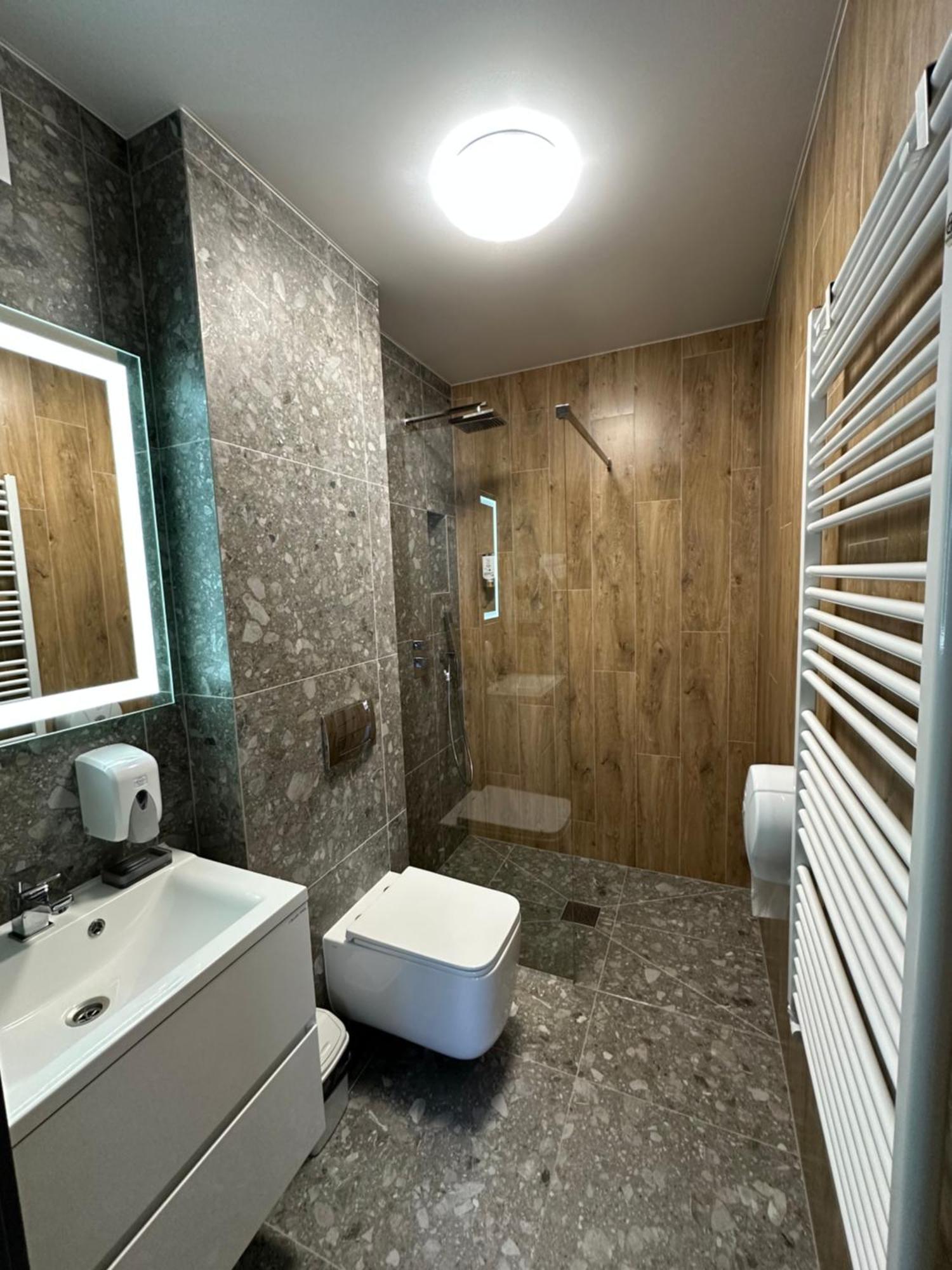 Aparthotel Феєрія Лісу Skhidnytsia Esterno foto