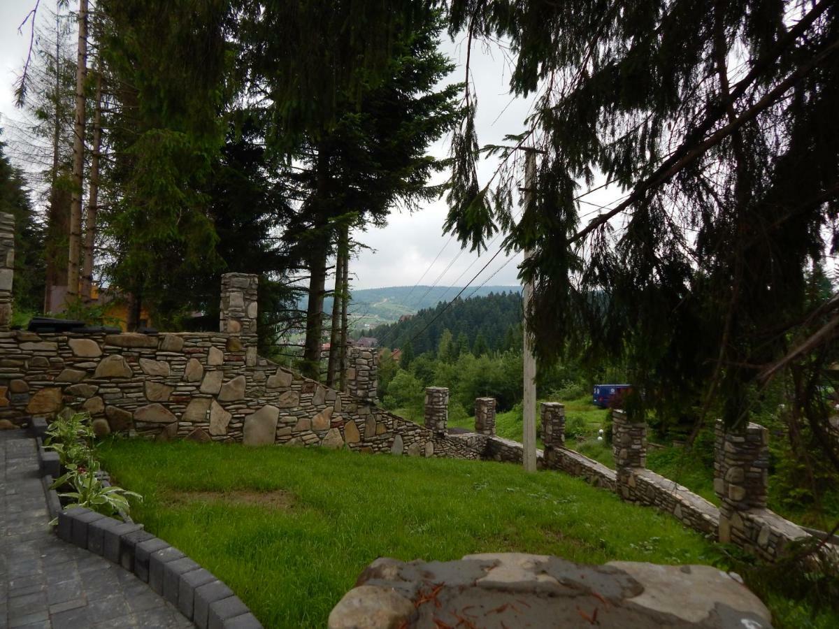 Aparthotel Феєрія Лісу Skhidnytsia Esterno foto