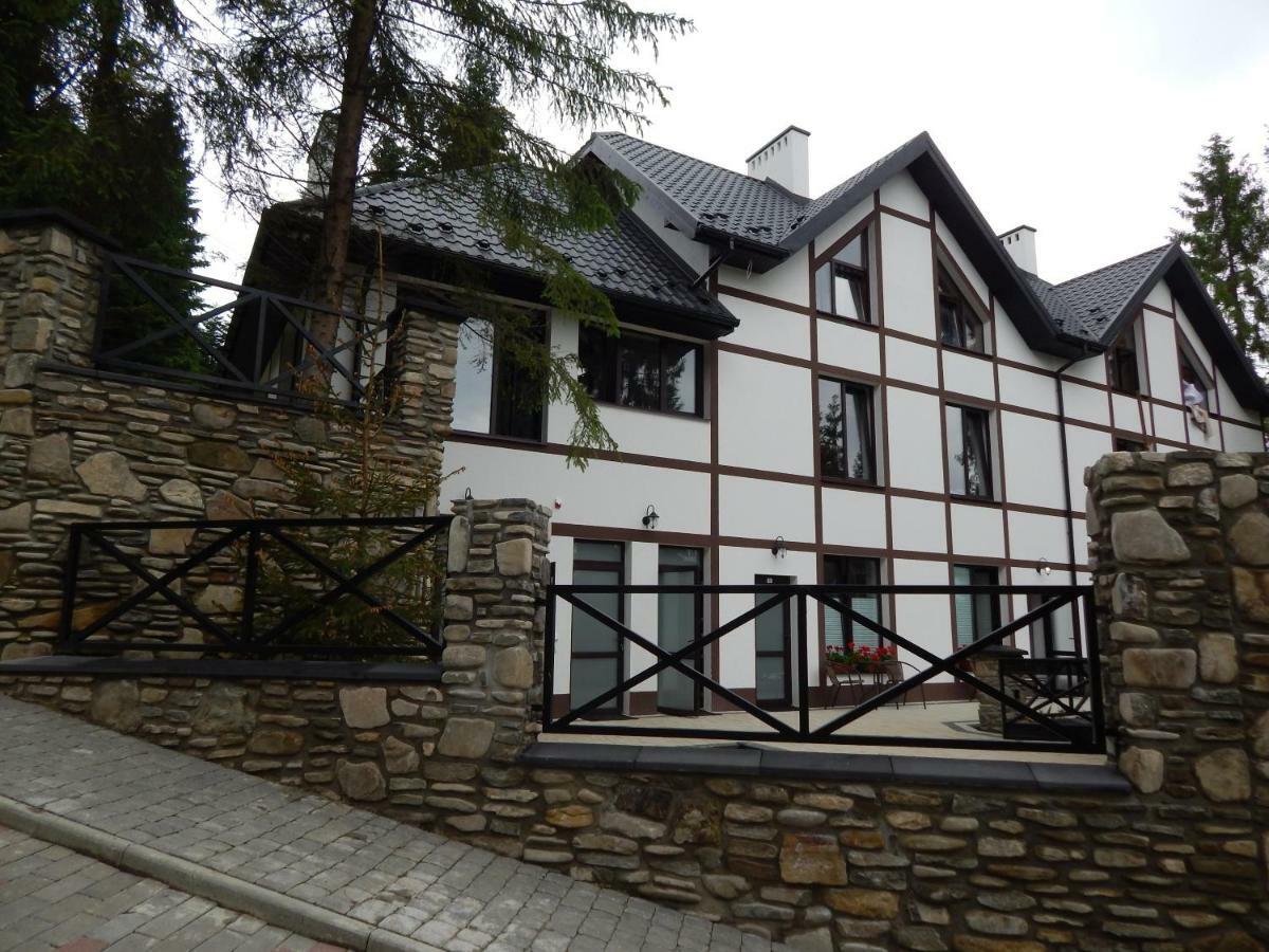 Aparthotel Феєрія Лісу Skhidnytsia Esterno foto