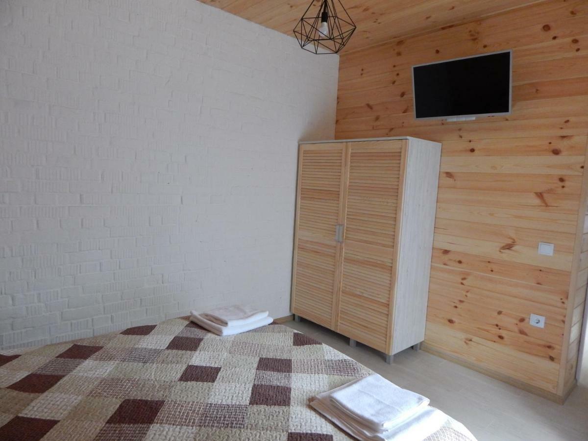 Aparthotel Феєрія Лісу Skhidnytsia Esterno foto