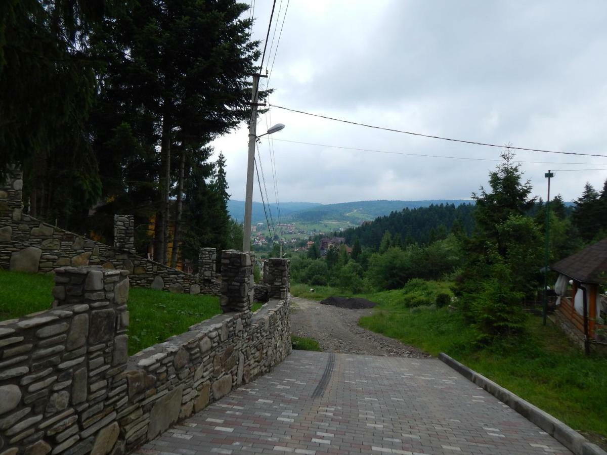 Aparthotel Феєрія Лісу Skhidnytsia Esterno foto