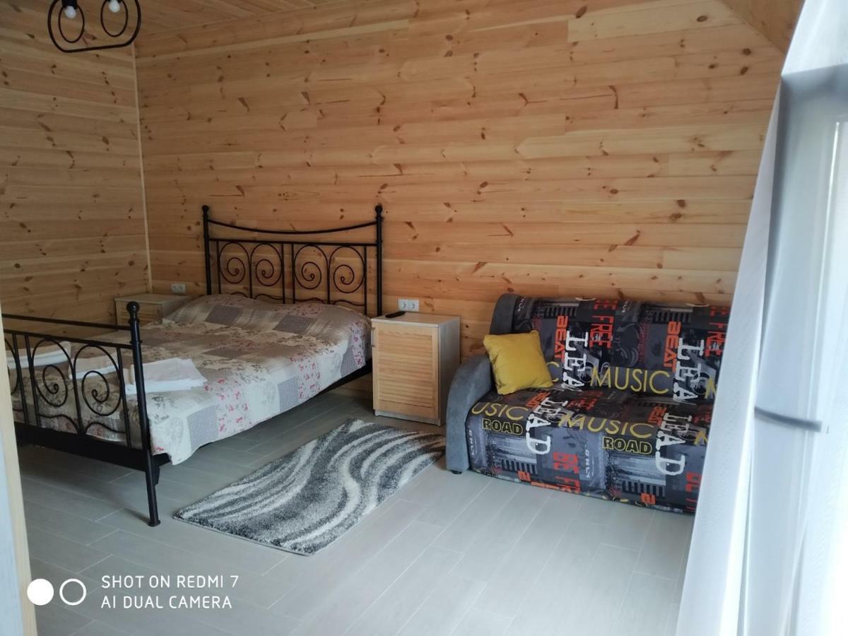 Aparthotel Феєрія Лісу Skhidnytsia Esterno foto